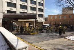 A structure collapse occurred at the Savoy Suites Hotel in Northwest D.C. Thursday afternoon. (WTOP/Kristi King)