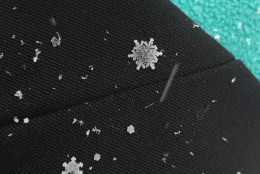 
Snowflakes begin to fall in Sterling, Va. on Friday, Jan. 22, 2016 (From Facebook user Gita Rahaa)