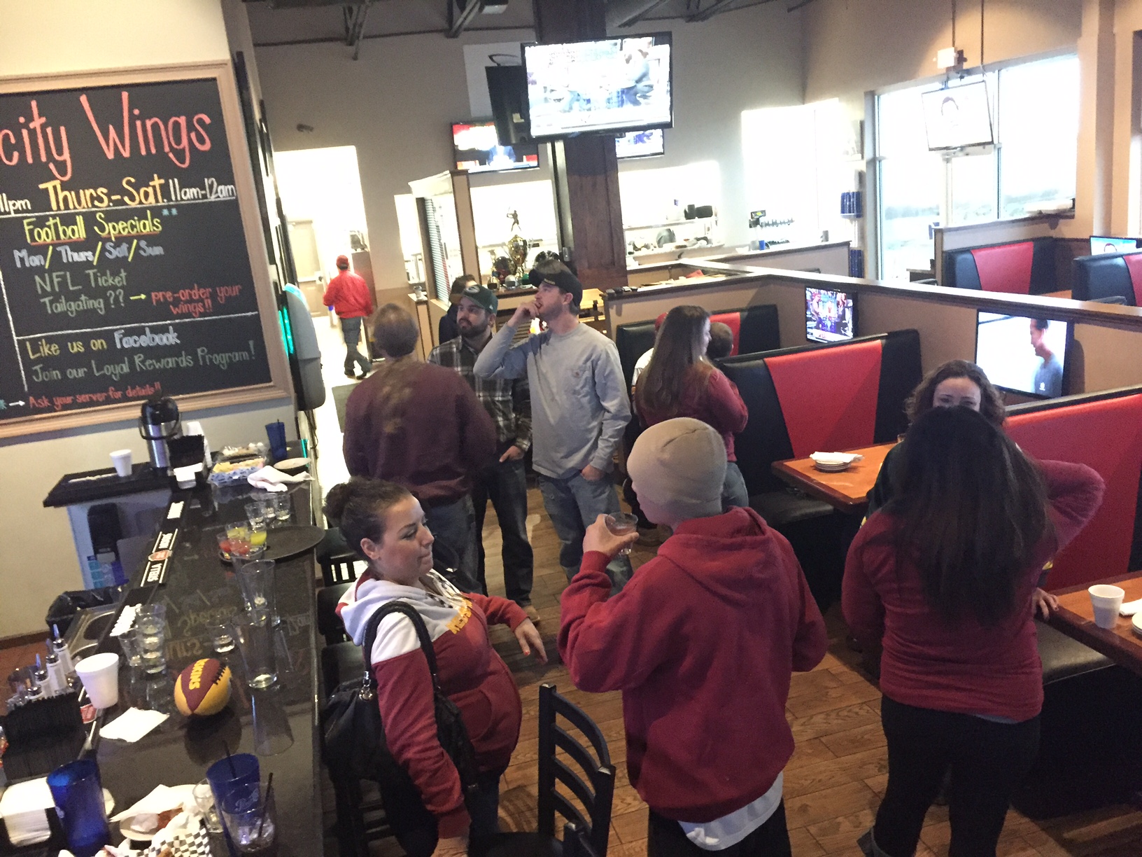 The owner of Velocity Grill says business goes up 20-percent when the Redskins are winning. (WTOP/Neal Augenstein)