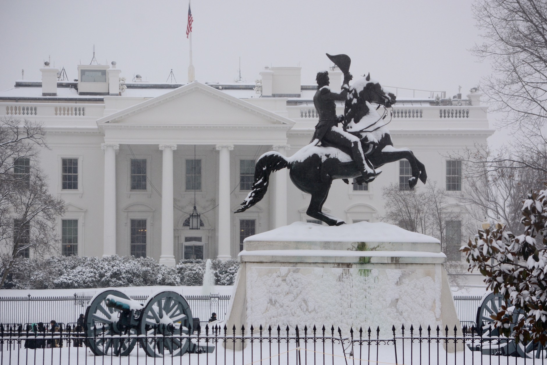 The Andrew Jackson Memorial in Lafayette Square stands tall in the Presidents Day storm, Monday, Feb. 16, 2016. (WTOP/Dave Dildine via Twitter)