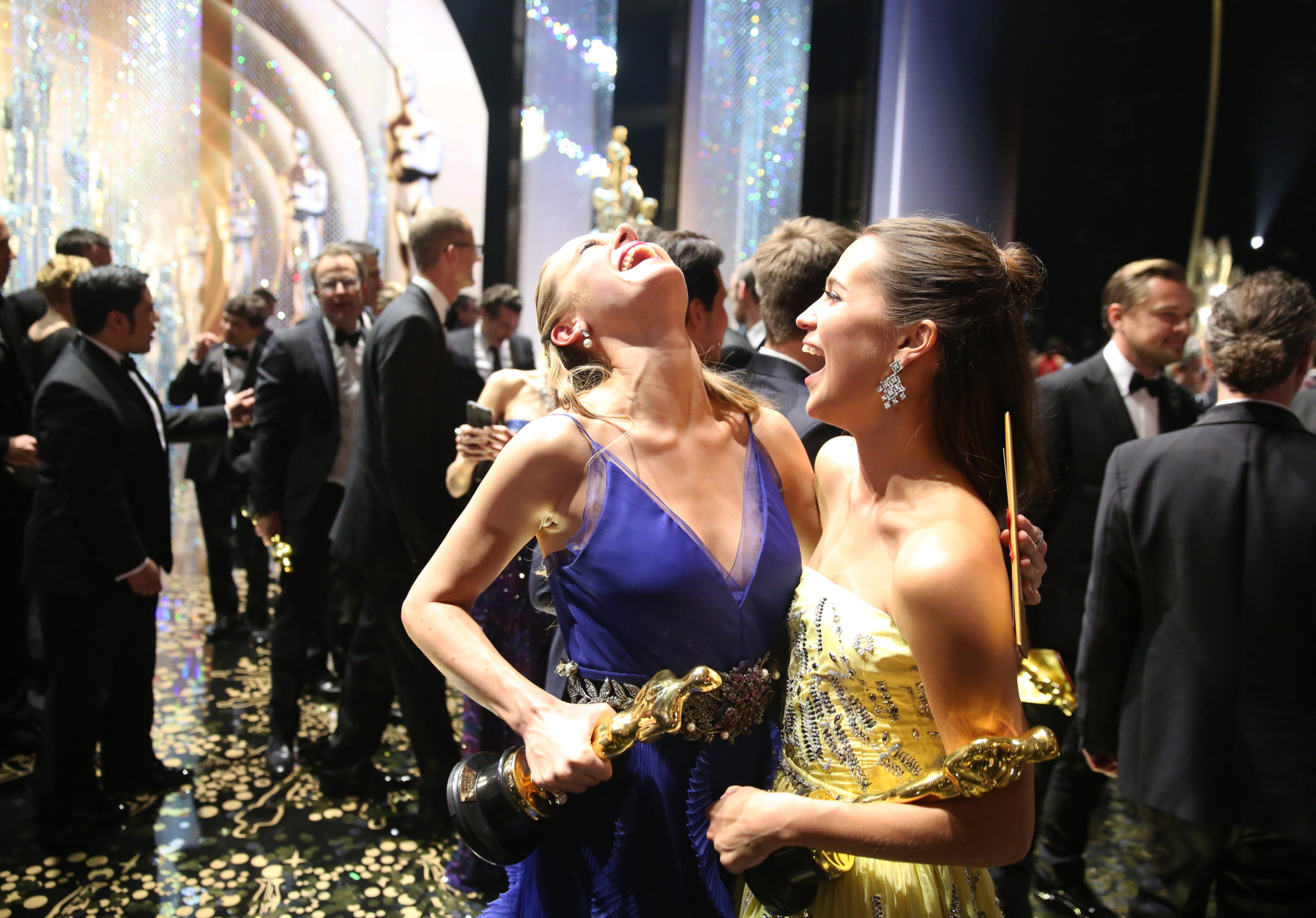 Brie Larson, winner of the award for best actress in a leading role for "Room", left, and Alicia Vikander, winner of the award for best actress in a supporting role for "The Danish Girl" pose backstage at the Oscars on Sunday, Feb. 28, 2016, at the Dolby Theatre in Los Angeles. (Photo by Matt Sayles/Invision/AP)