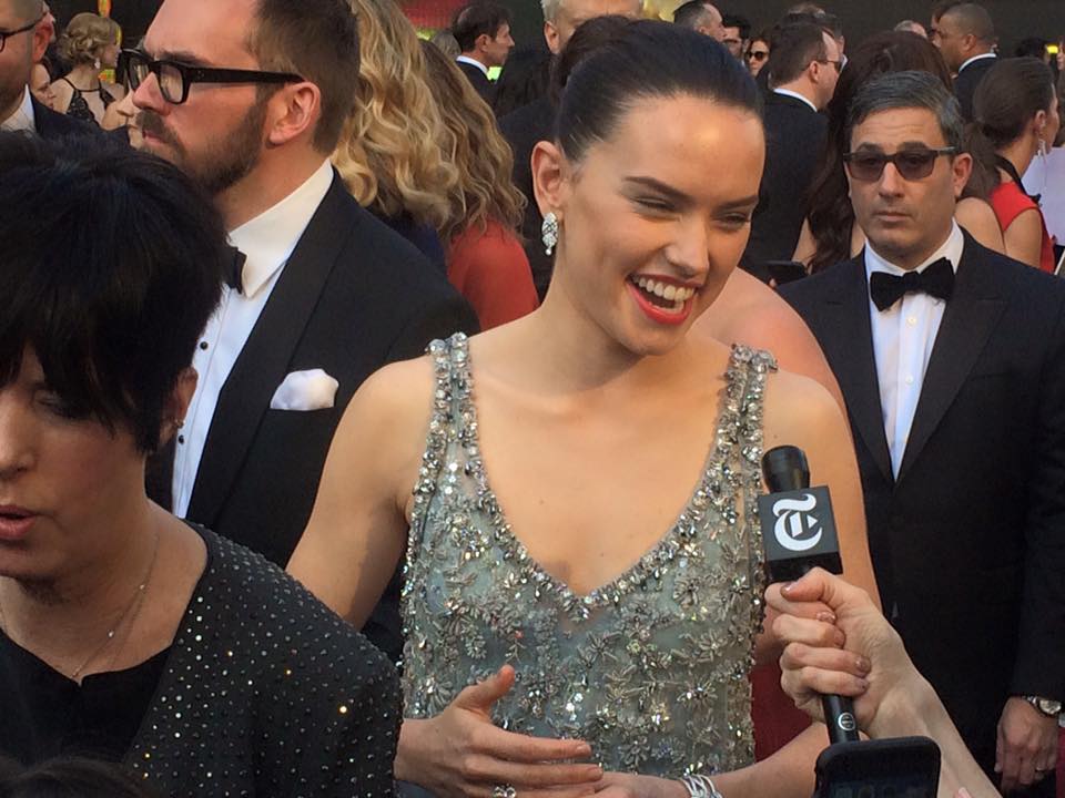 Daisy Ridley -- Rey frmo 'Star Wars' -- on the red carpet. (WTOP/Jason Fraley)