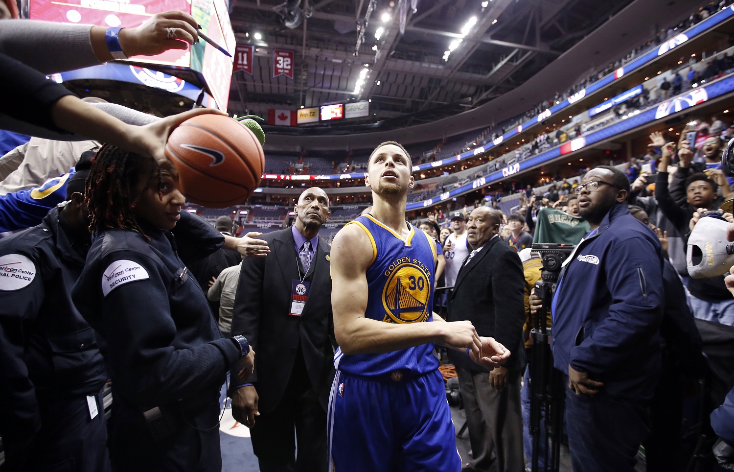 The Steph Curry Experience: The greatest show in sports