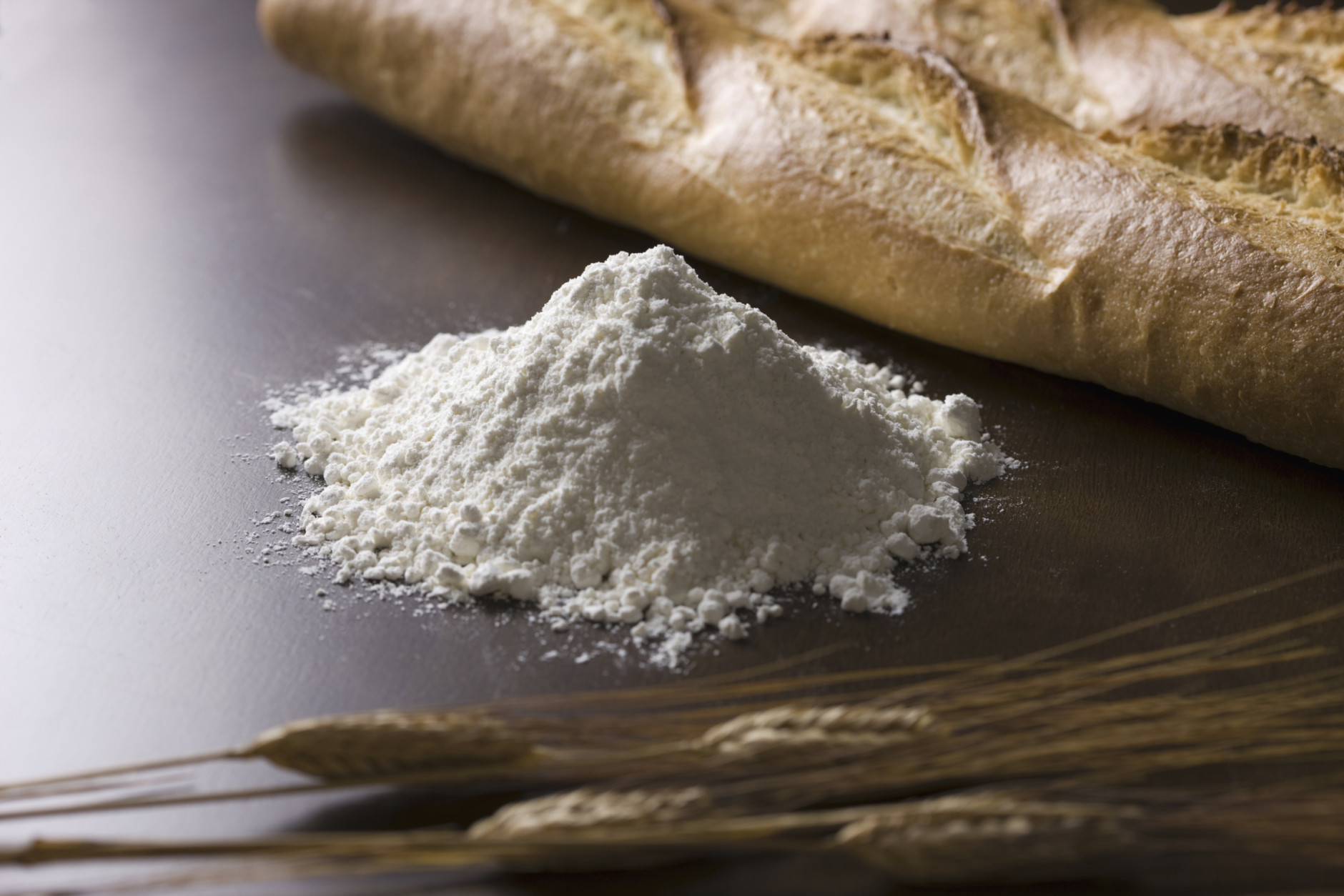 Flour, wheat and bread