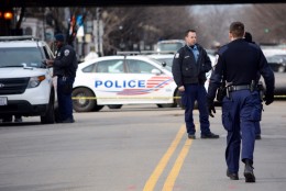 D.C. Police on the scene of a double shooting near the Washington Navy Yard. (WTOP/Dave Dildine)