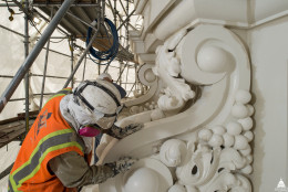Workmen continue to refurbish the Capitol dome in March 2016. (Architect of the Capitol)