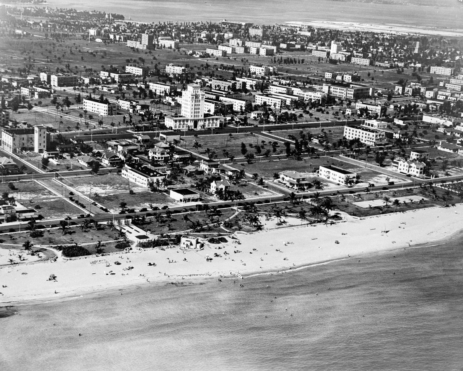 In 1513, Spanish explorer Juan Ponce de Leon (hwahn pahns duh LEE'-ohn) sighted present-day Florida. This aerial view shows Miami Beach in Miami, Fla., in 1928.  The City Hall building can be seen at center.  (AP Photo)
