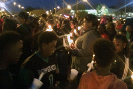 A big crowd turned out to remember 15-year-old Davonte Washington. (WTOP/Dick Uliano)