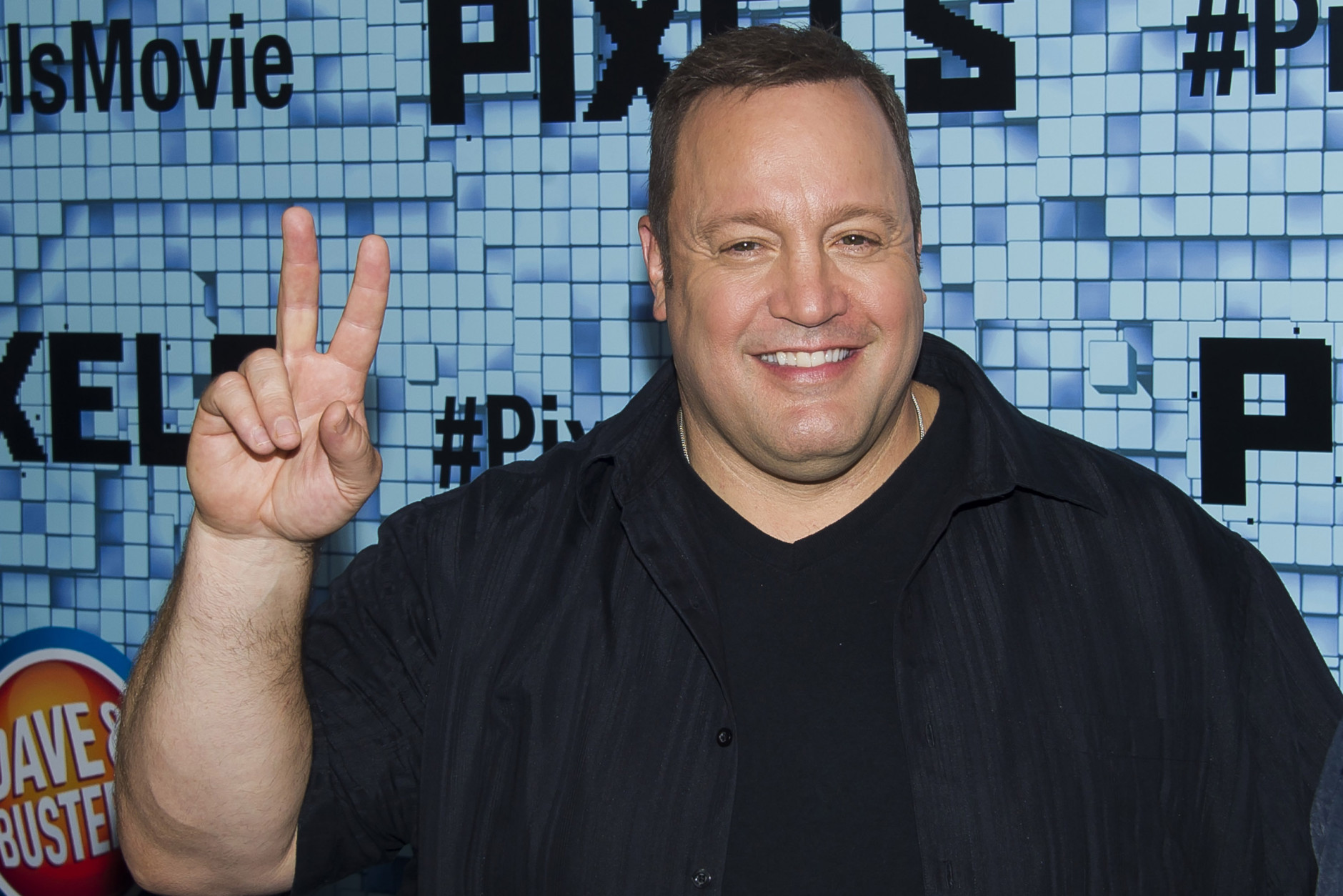 Kevin James attends the world premiere of "Pixels" at Regal E-Walk on Saturday, July 18, 2015, in New York. (Photo by Charles Sykes/Invision/AP)