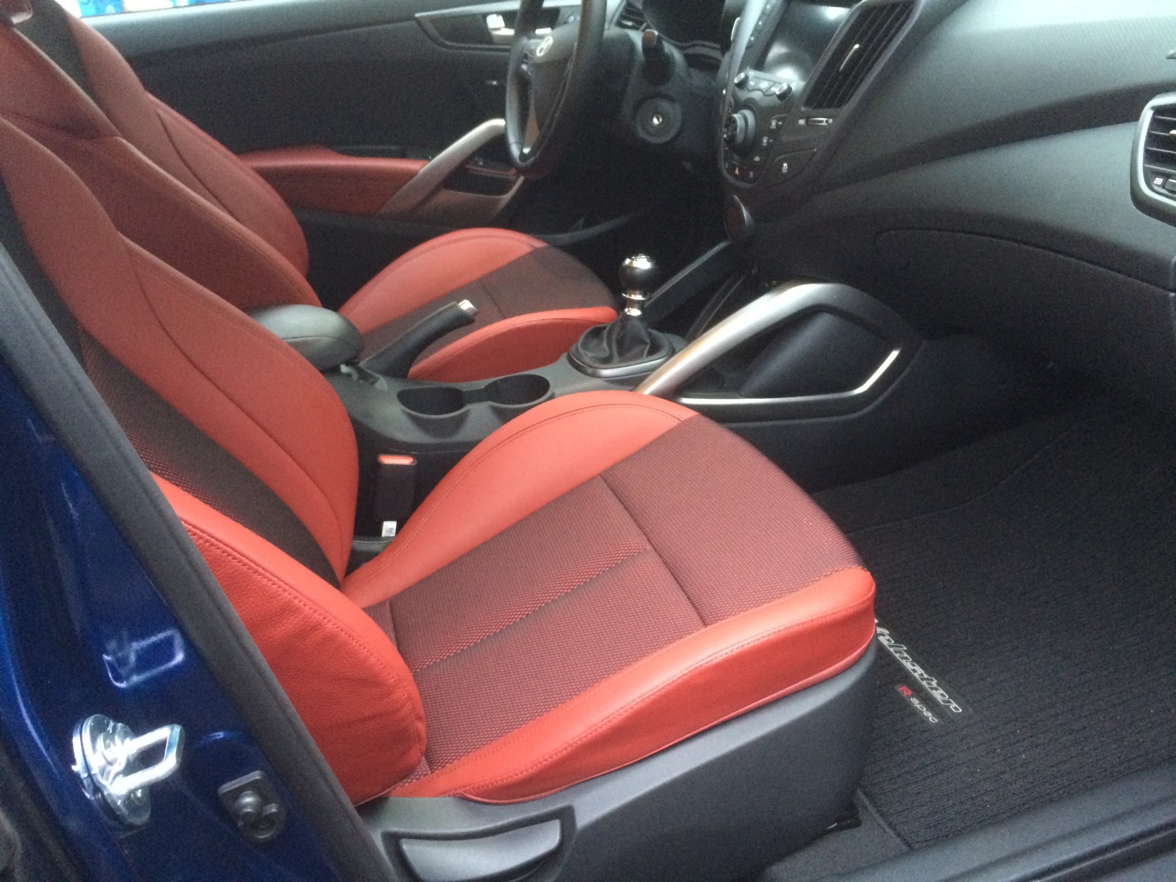 Car Report 2016 Hyundai Veloster R Spec Wtop