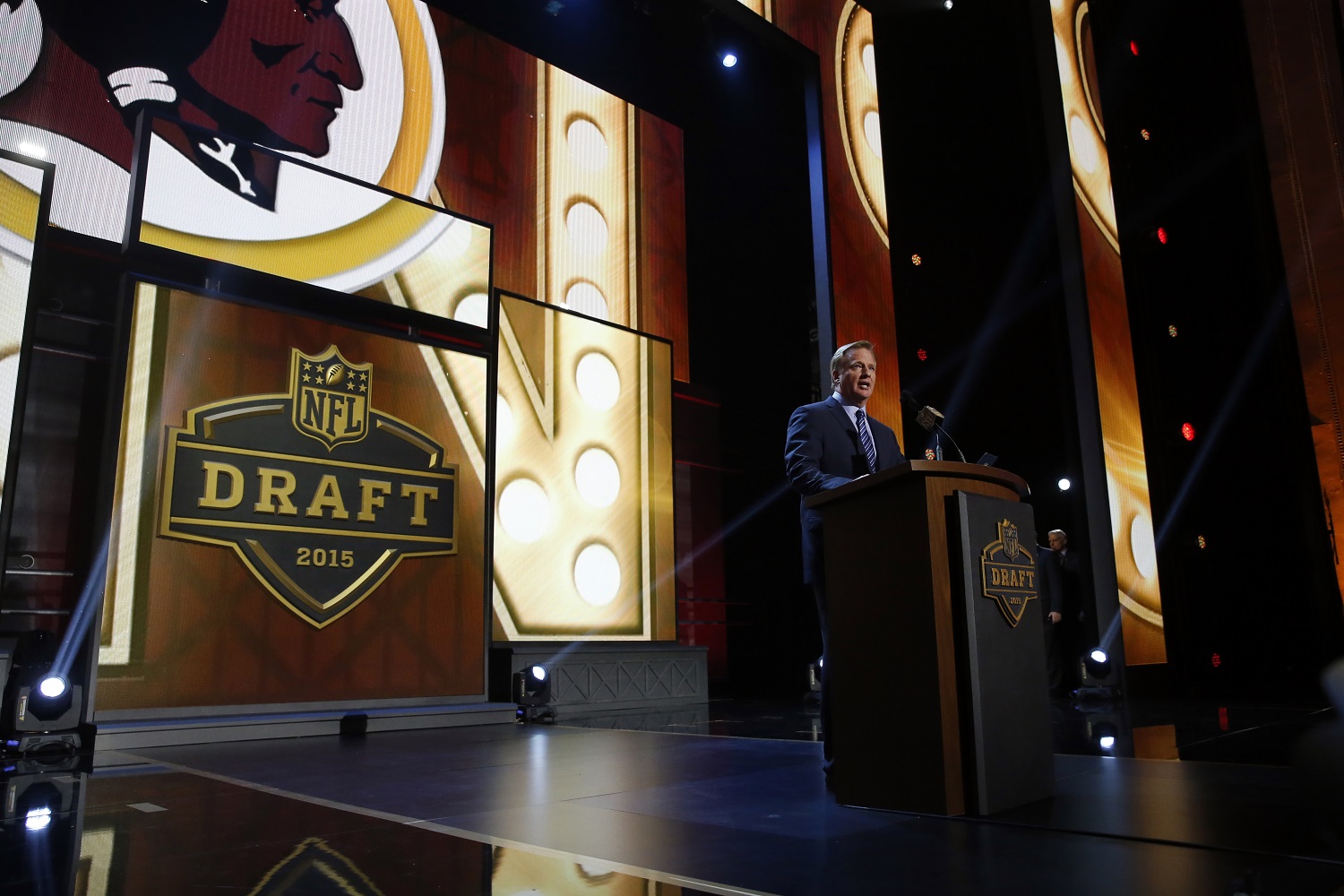 McCloughan looking to fill needs, expand draft pool