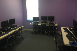 A computer room inside Kids Safe Zone. (WTOP/Mike Murillo)