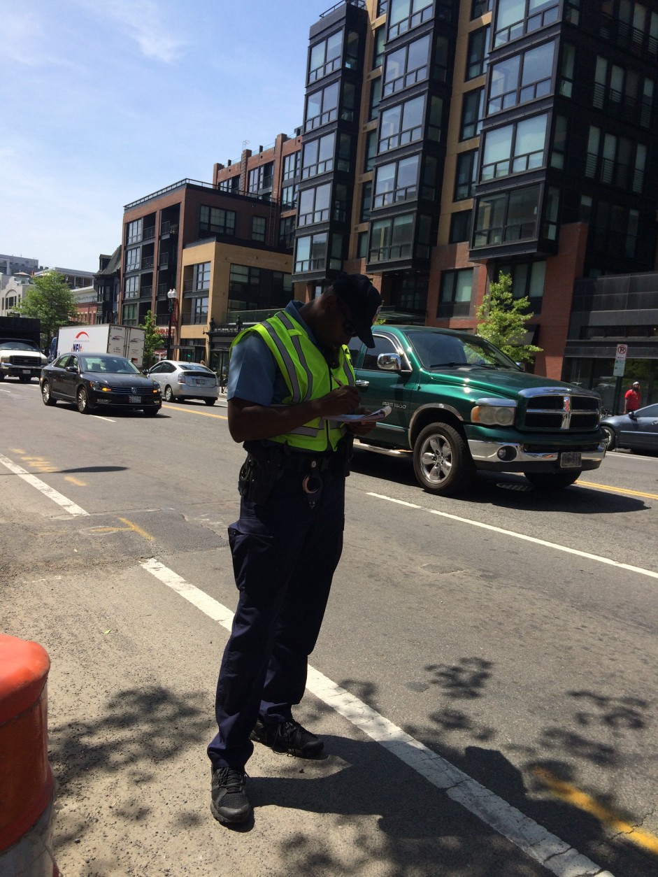 A driver got a ticket for not stopping for pedestrian in crosswalk. (WTOP/Dick Uliano)
