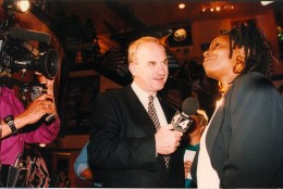 Arch Campbell interviews Whoopi Goldberg. (Courtesy Arch Campbell)