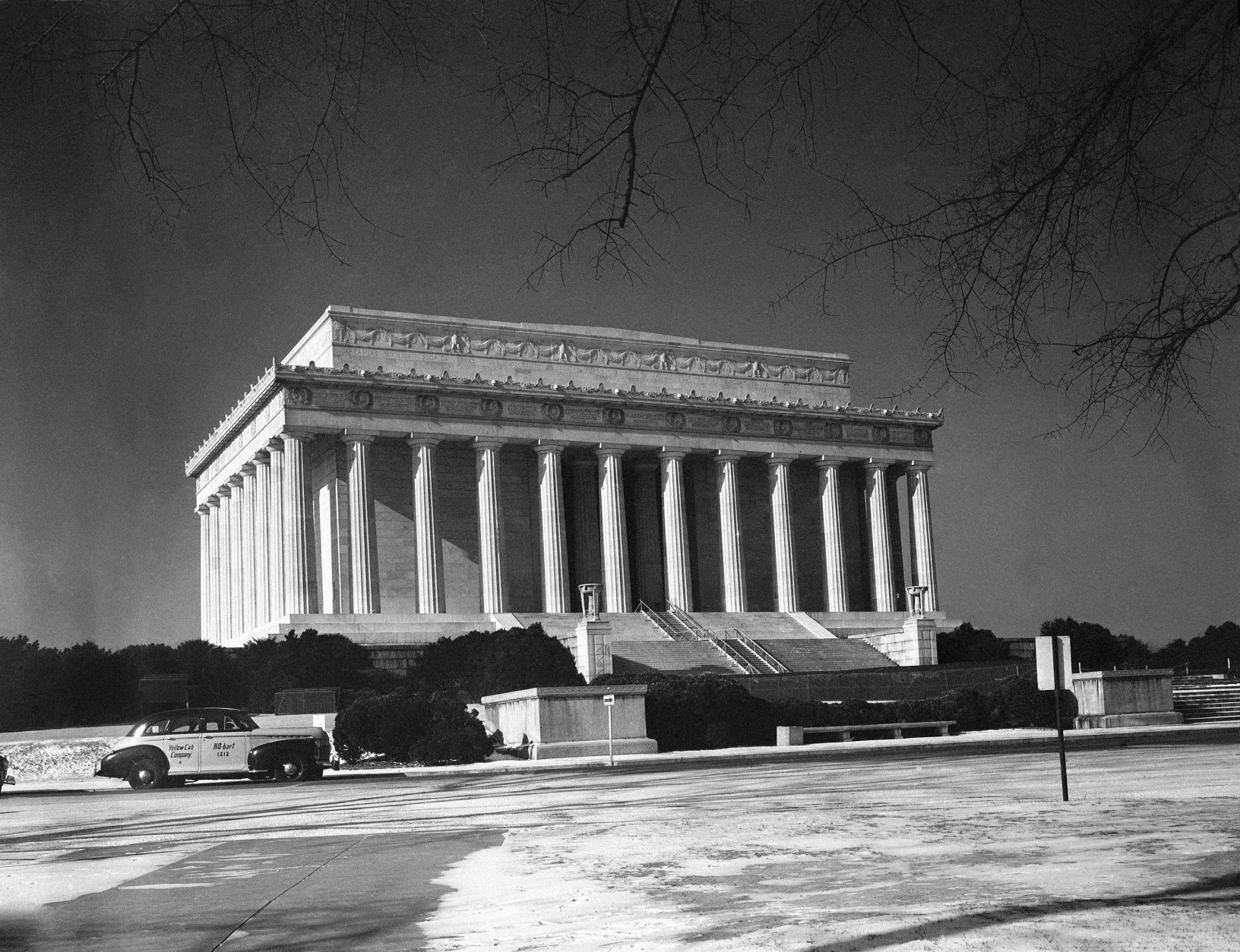 The Lincoln Memorial is admittedly one of the finest memorials of modern times in Washington on Jan. 8, 1942. The exterior of the memorial building symbolizes the Union of the States. Thirty-six columns of Indiana limestone form a colonnade representing the 36 states which existed at the time of Lincolns death, the frieze above it bearing the names of the 48 States of the Union as they exist. Inside is a sanctuary containing a colossal marble statue of the Emancipator. On the north wall is inscribed Lincolns Second Inaugural address and on the south wall, the famous Gettysburg Speech. The Memorial was designed by Henry Bacon, architect and the statue by Daniel Chester French, sculptor. The memorial was visited by 1,758,810 persons during 1941, 362,995 visiting the memorial in April, the busiest month. (AP Photo)