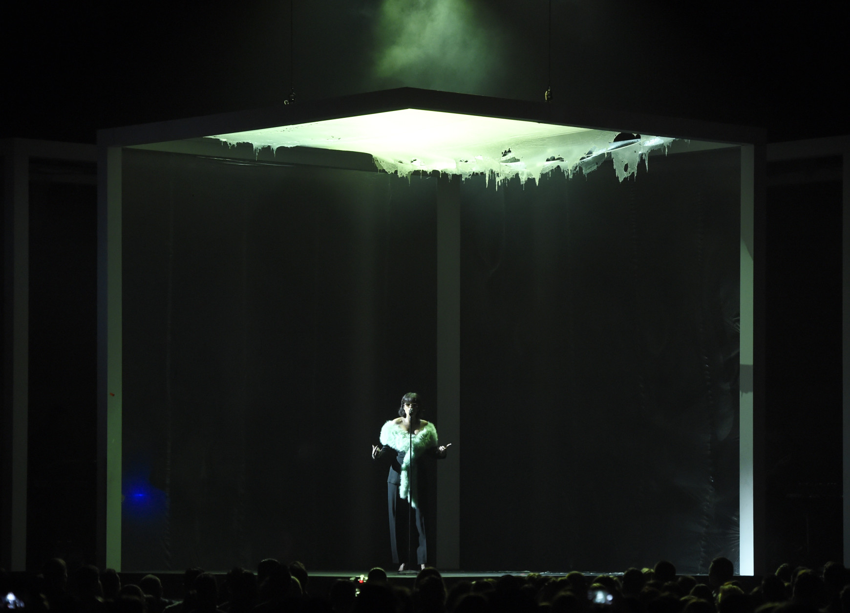 Rihanna performs Love On The Brain at the Billboard Music Awards at the T-Mobile Arena on Sunday, May 22, 2016, in Las Vegas. (Photo by Chris Pizzello/Invision/AP)