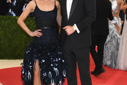 Actress Amber Valletta and Teddy Charles attend the 'Manus x Machina: Fashion In An Age Of Technology' Costume Institute Gala at Metropolitan Museum of Art on May 2, 2016 in New York City. (Photo by Larry Busacca/Getty Images)