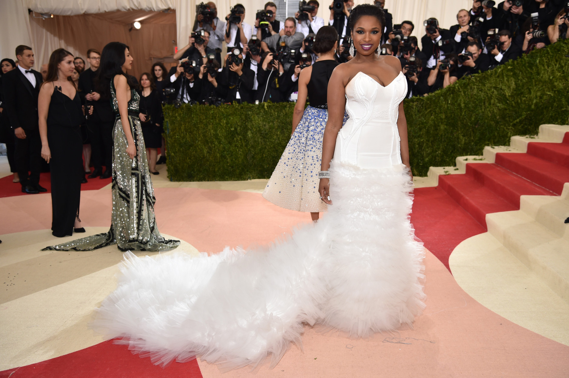 Jennifer Hudson attends the "Manus x Machina: Fashion In An Age Of Technology" Costume Institute Gala at Metropolitan Museum of Art on May 2, 2016 in New York City.  (Photo by Dimitrios Kambouris/Getty Images)