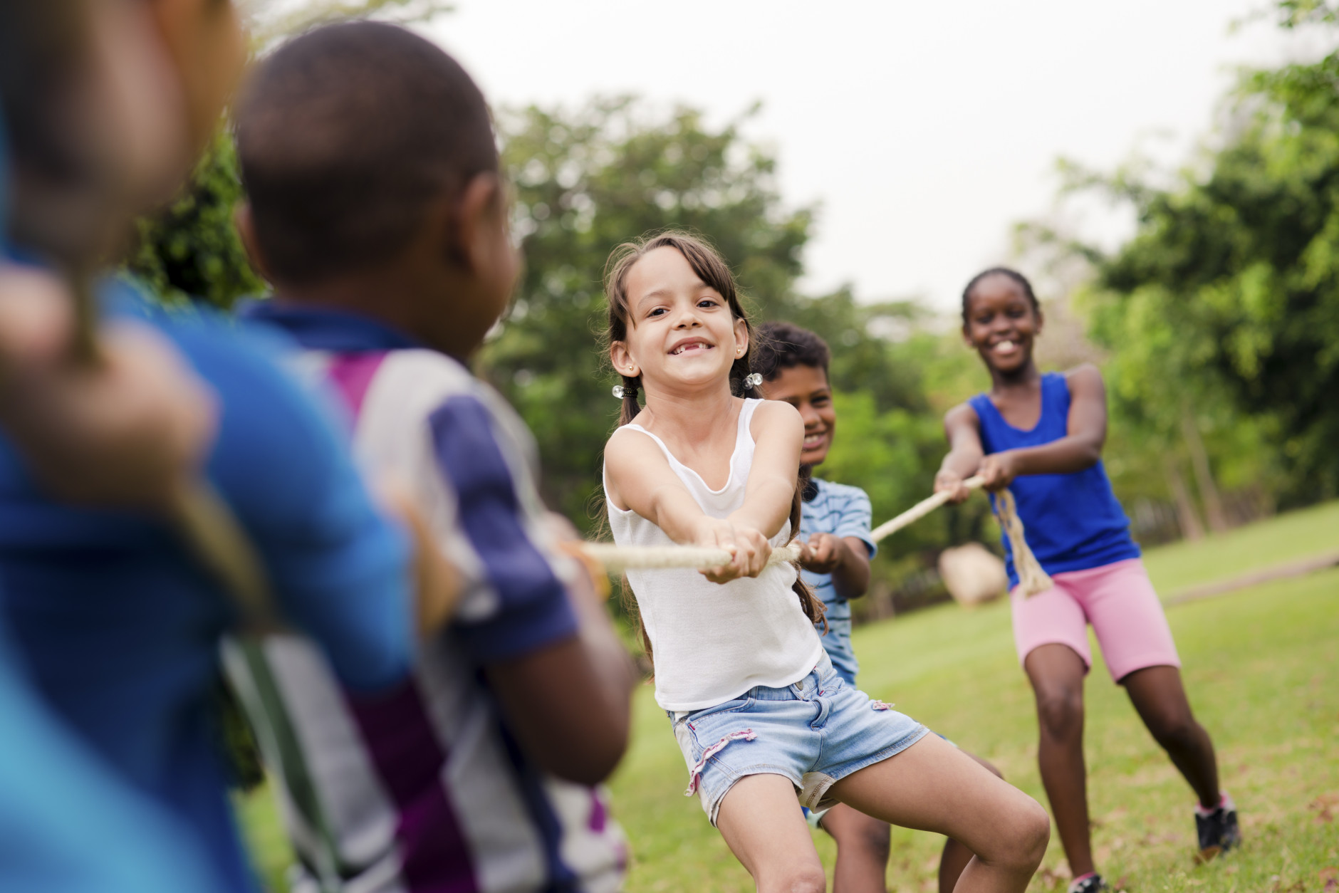 Many parents rely on summer camps to entertain the kids and fill gaps in child care. (Thinkstock)
