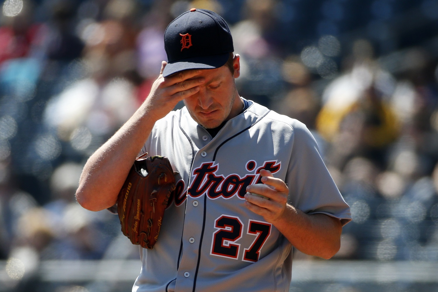 Detroit Tigers starting pitcher Jordan Zimmermann (27) collects himself on the mound during the first inning of a baseball game against the Pittsburgh Pirates in Pittsburgh, Thursday, April 14, 2016. (AP Photo/Gene J. Puskar)