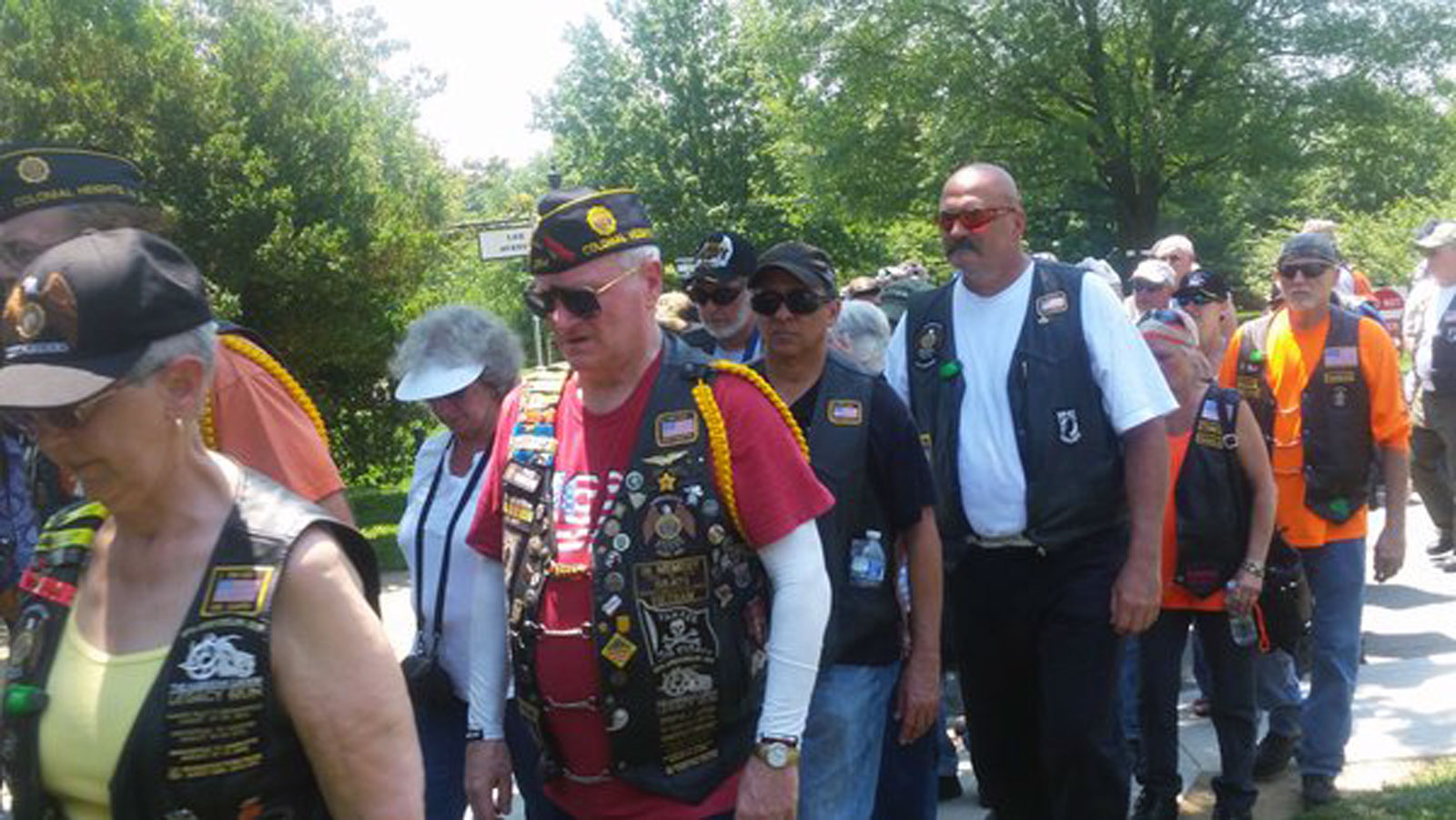 American Legion members arrive at Arlington National Cemetary honoring unknown Civil War soldiers. (WTOP/Allison Keyes)