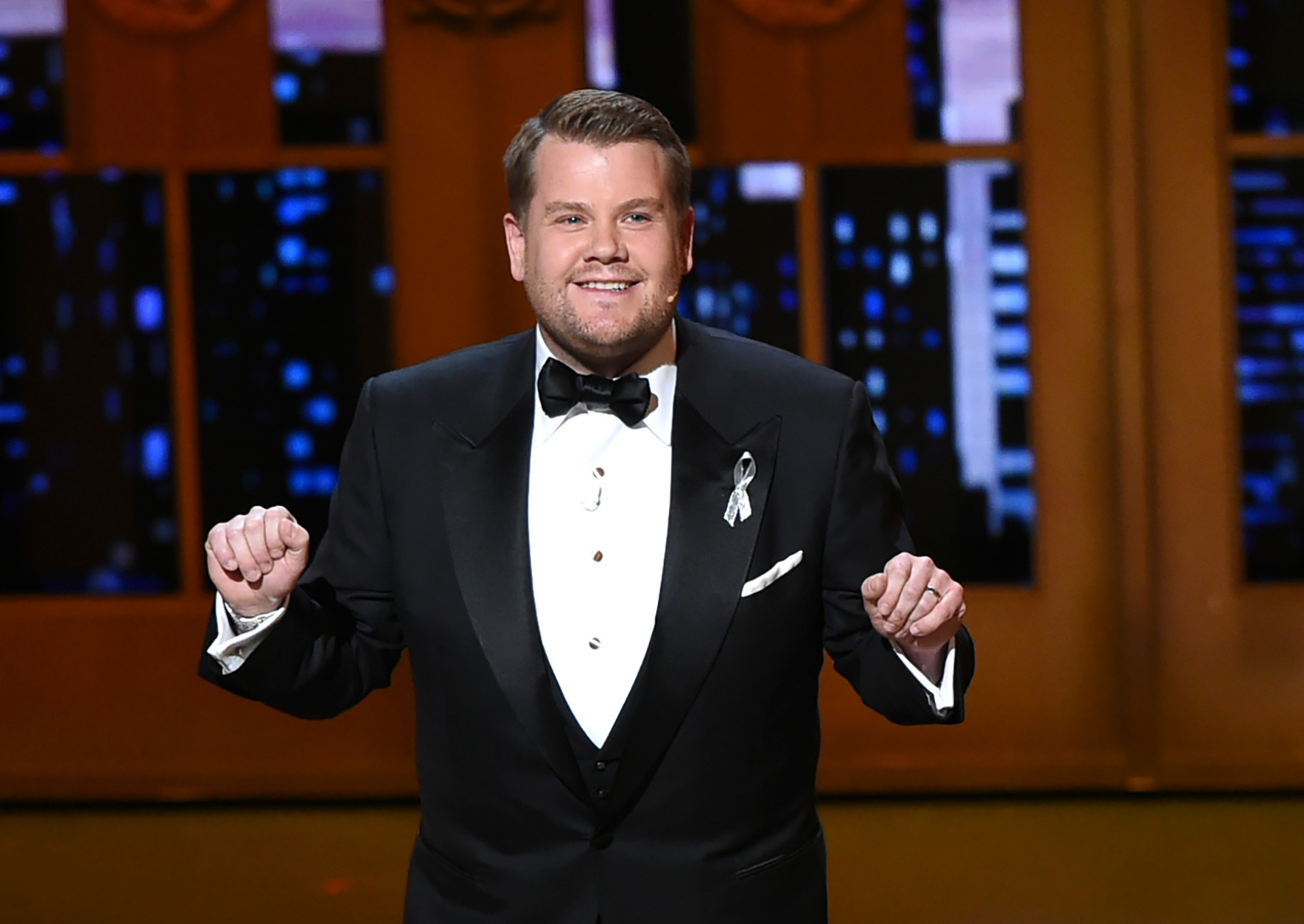 James Corden performs at the Tony Awards at the Beacon Theatre on Sunday, June 12, 2016, in New York. (Photo by Evan Agostini/Invision/AP)