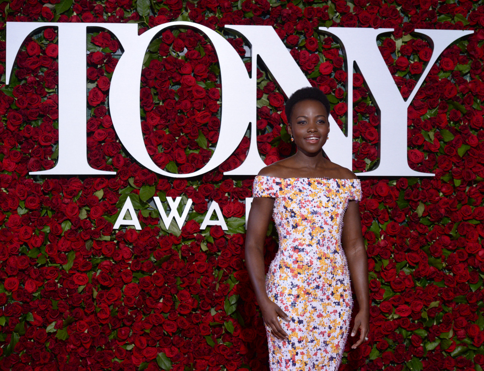 Lupita Nyong'o arrives at the Tony Awards at the Beacon Theatre on Sunday, June 12, 2016, in New York. (Photo by Charles Sykes/Invision/AP)