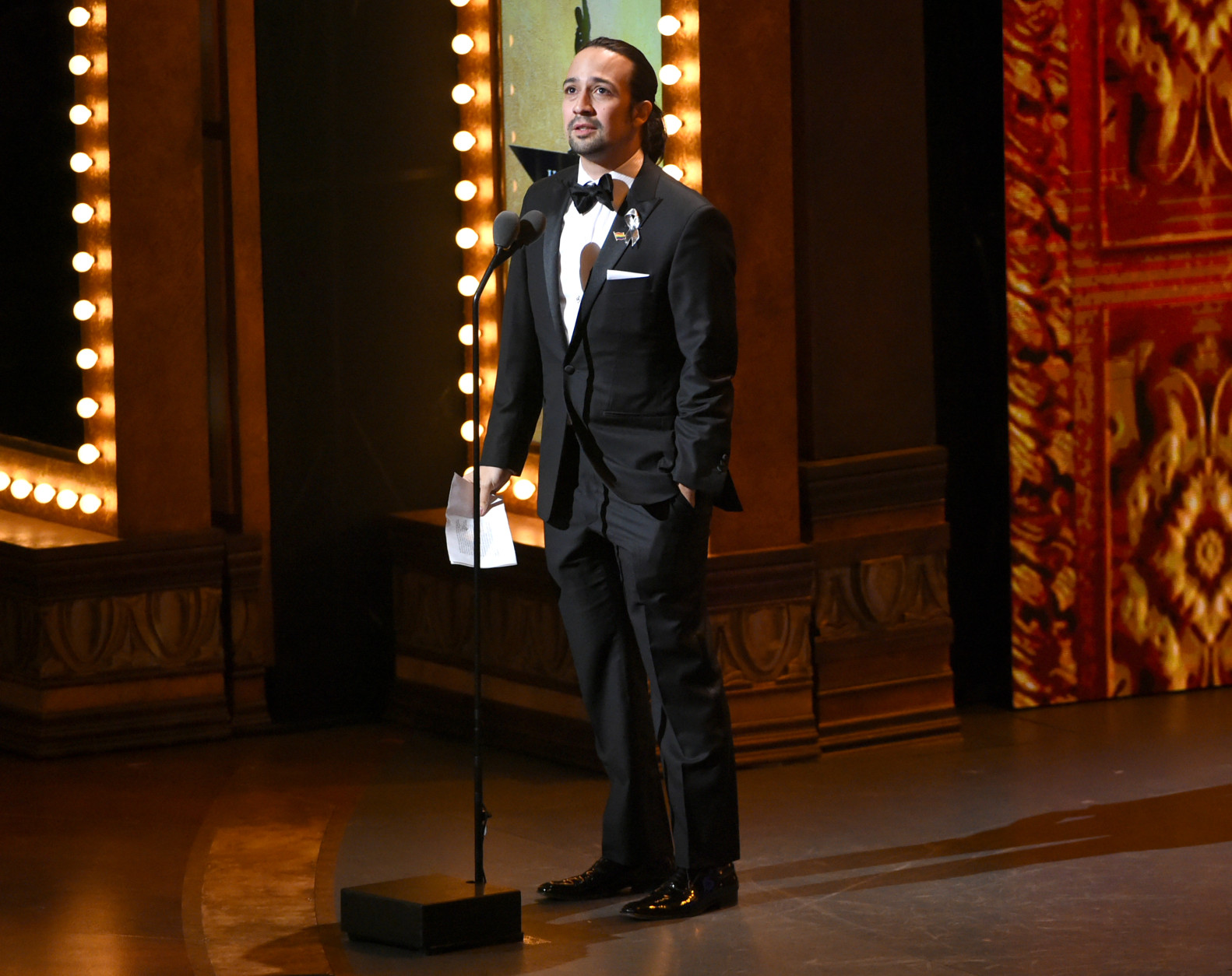 Lin-Manuel Miranda accepts the award for best original  score for  "Hamilton" at the Tony Awards at the Beacon Theatre on Sunday, June 12, 2016, in New York. (Photo by Evan Agostini/Invision/AP)