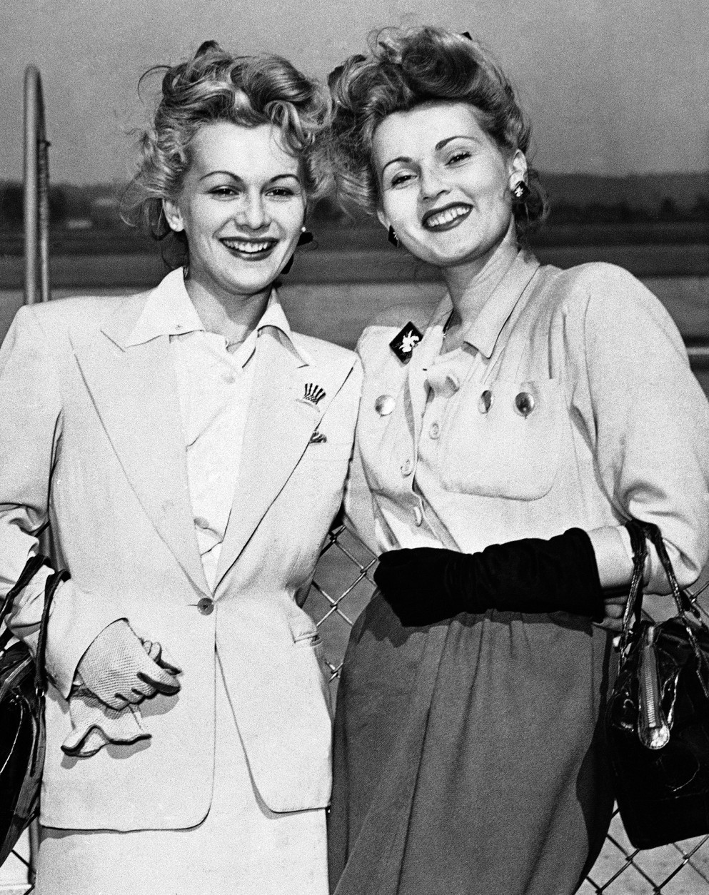 Zsa Zsa, right, and her sister Eva Gabor, left, in Omaha, Nebraska, June 20, 1941. (AP Photo)