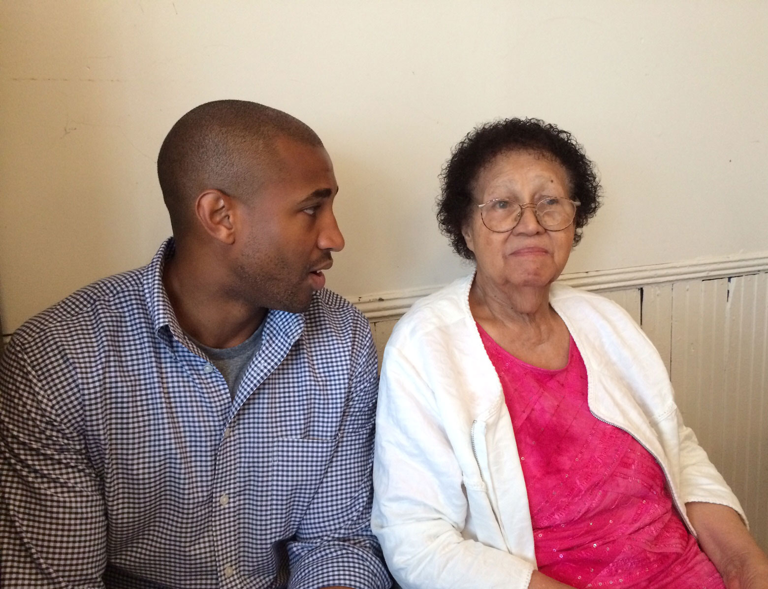 Jason Green and his grandmother, Pearl Green. (WTOP/Kate Ryan)