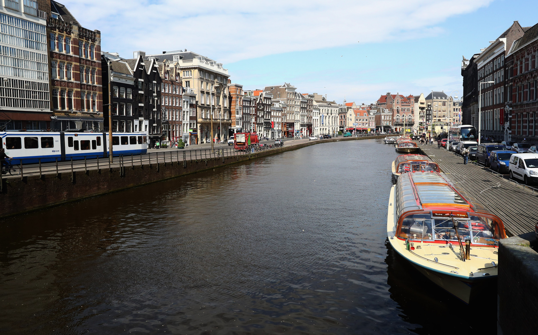 AMSTERDAM, NETHERLANDS - MAY 11:  A general view of Rokin canal and Oude Turfmarkt from Nieuwe Doelenstraat and Doelensluis on May 11, 2016 in Amsterdam, Netherlands.  (Photo by Dean Mouhtaropoulos/Getty Images)