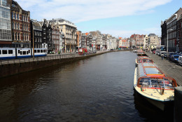 AMSTERDAM, NETHERLANDS - MAY 11:  A general view of Rokin canal and Oude Turfmarkt from Nieuwe Doelenstraat and Doelensluis on May 11, 2016 in Amsterdam, Netherlands.  (Photo by Dean Mouhtaropoulos/Getty Images)