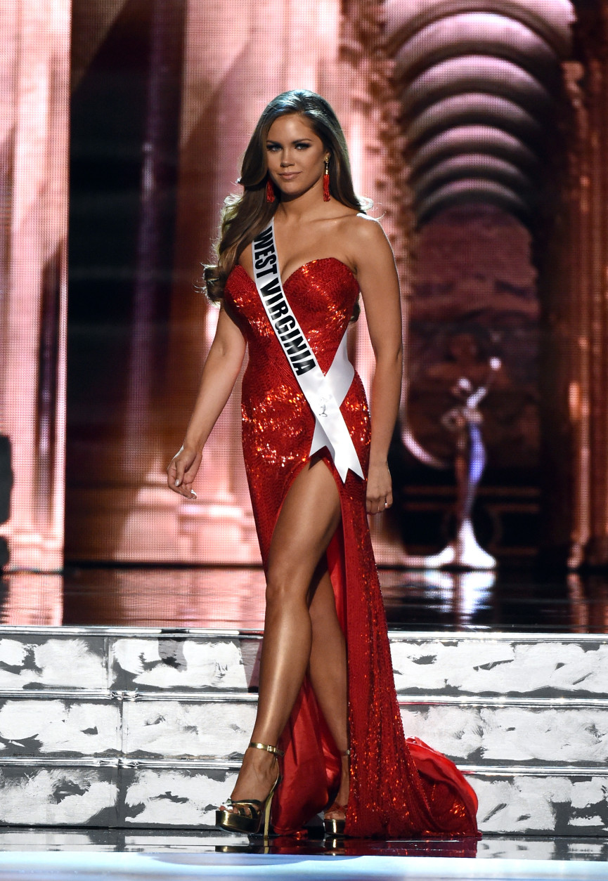 LAS VEGAS, NV - JUNE 01:  Miss West Virginia USA Nichole Greene competes in the evening gown competition during the 2016 Miss USA pageant preliminary competition at T-Mobile Arena on June 1, 2016 in Las Vegas, Nevada. The 2016 Miss USA will be crowned on June 5 in Las Vegas.  (Photo by Ethan Miller/Getty Images)
