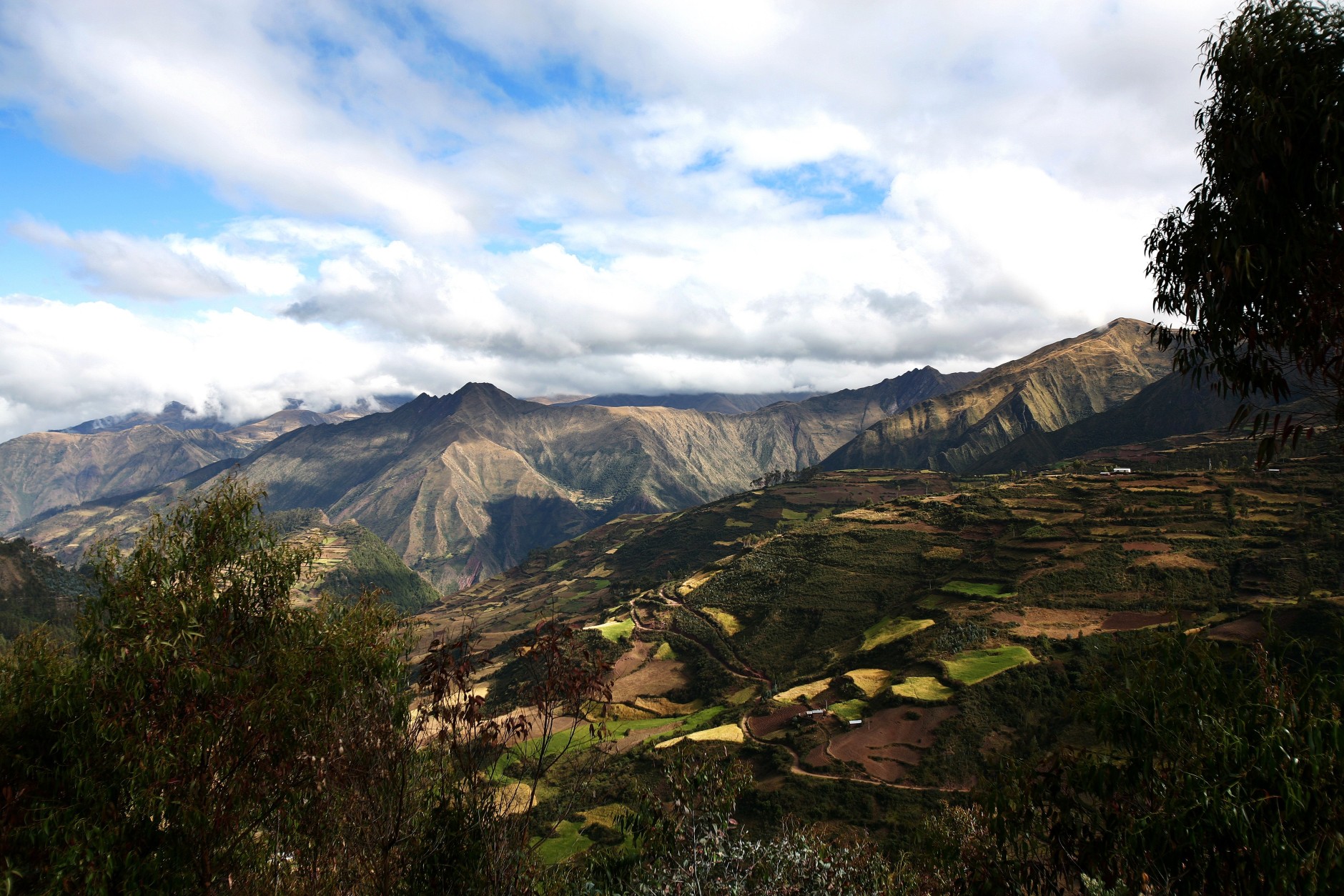 SORAYPAMPA, PERU - JUNE 2007: Images on the 4 hour drive from Cuzco to the town of Mollepata, Saraypampa, Peru, June 25, 2007.  (Photo by Brent Stirton/Getty Images)