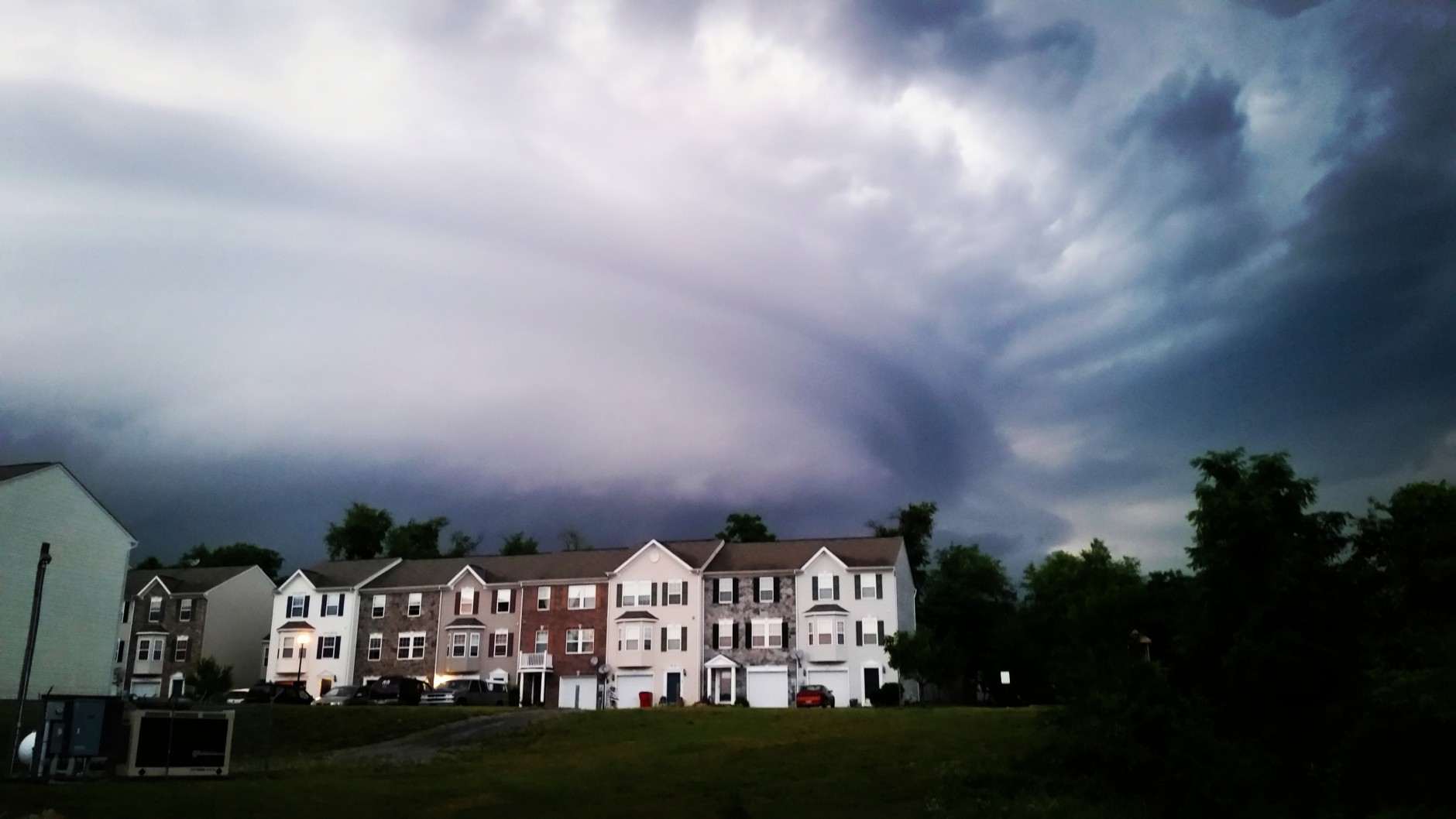 Photo taken in Charles Town, West Virginia during storms on June 21, 2016. (Courtesy Stevie Roberts)