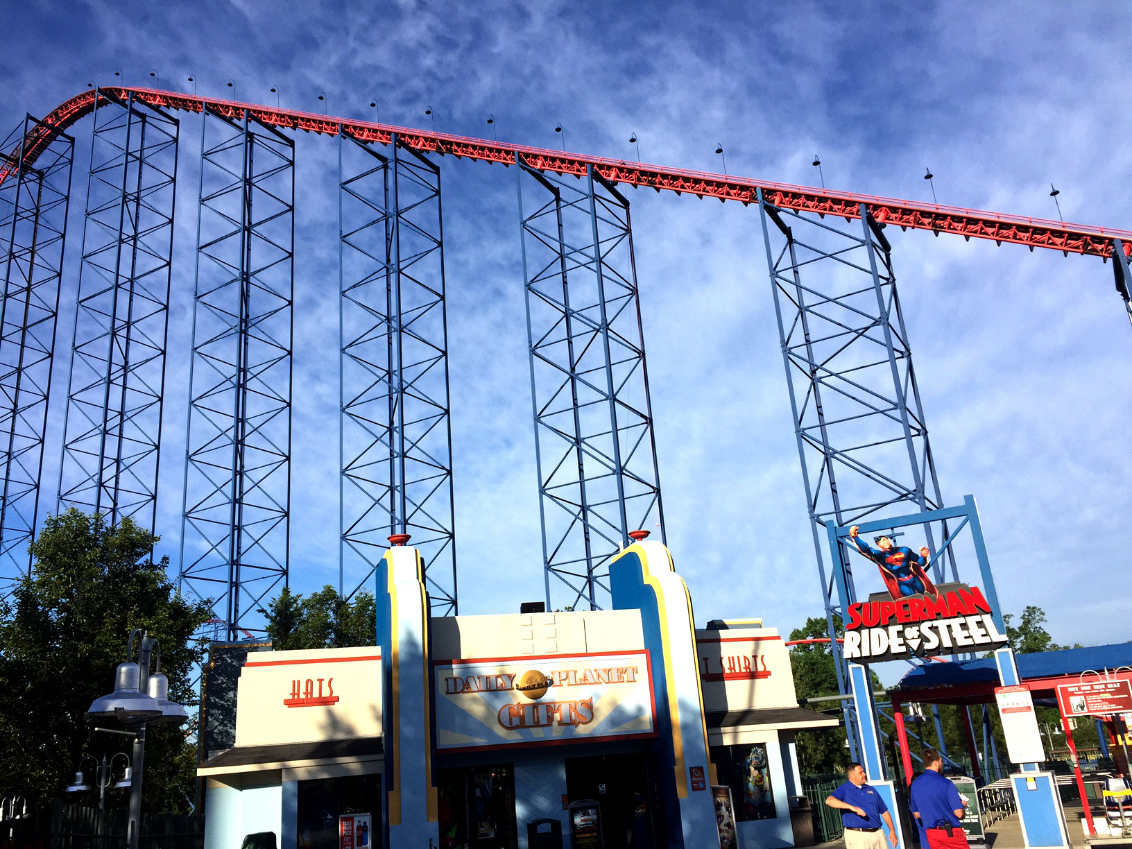 Six Flags America’s SUPERMAN: Ride of Steel Virtual Reality Coaster puts thrill-seekers into a virtual world of Superman. (Courtesy Six Flags America)