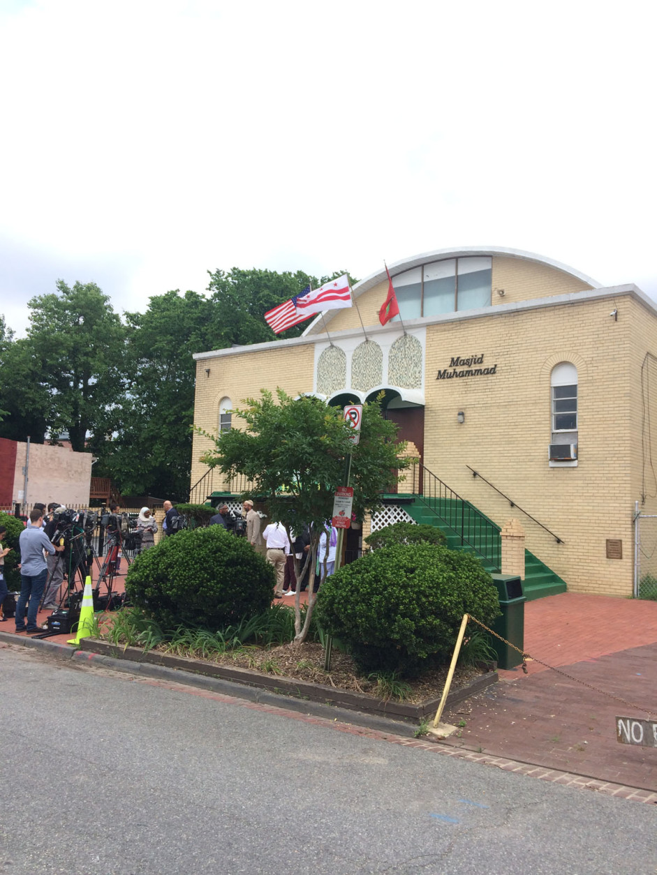 "This is certainly an appropriate place to be; this is an 80-year community," said Imam Talib Shareef, president of Masjid Muhammad. "We were the first group of Muslims that really lifted up the American flag and Muhammad Ali was right along with us," he added. (WTOP/Dick Uliano)