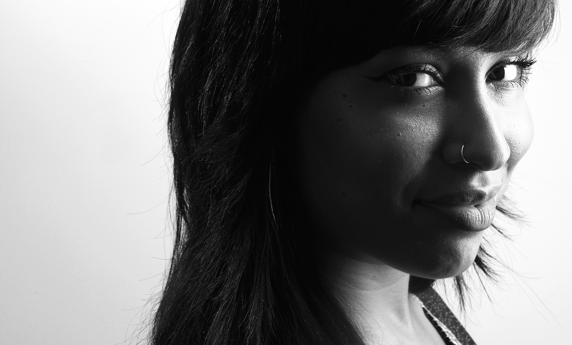 Canadian R&amp;B artist Melanie Fiona poses for a portrait Mar. 13, 2012 in New York.   (AP Photo/Carlo Allegri)