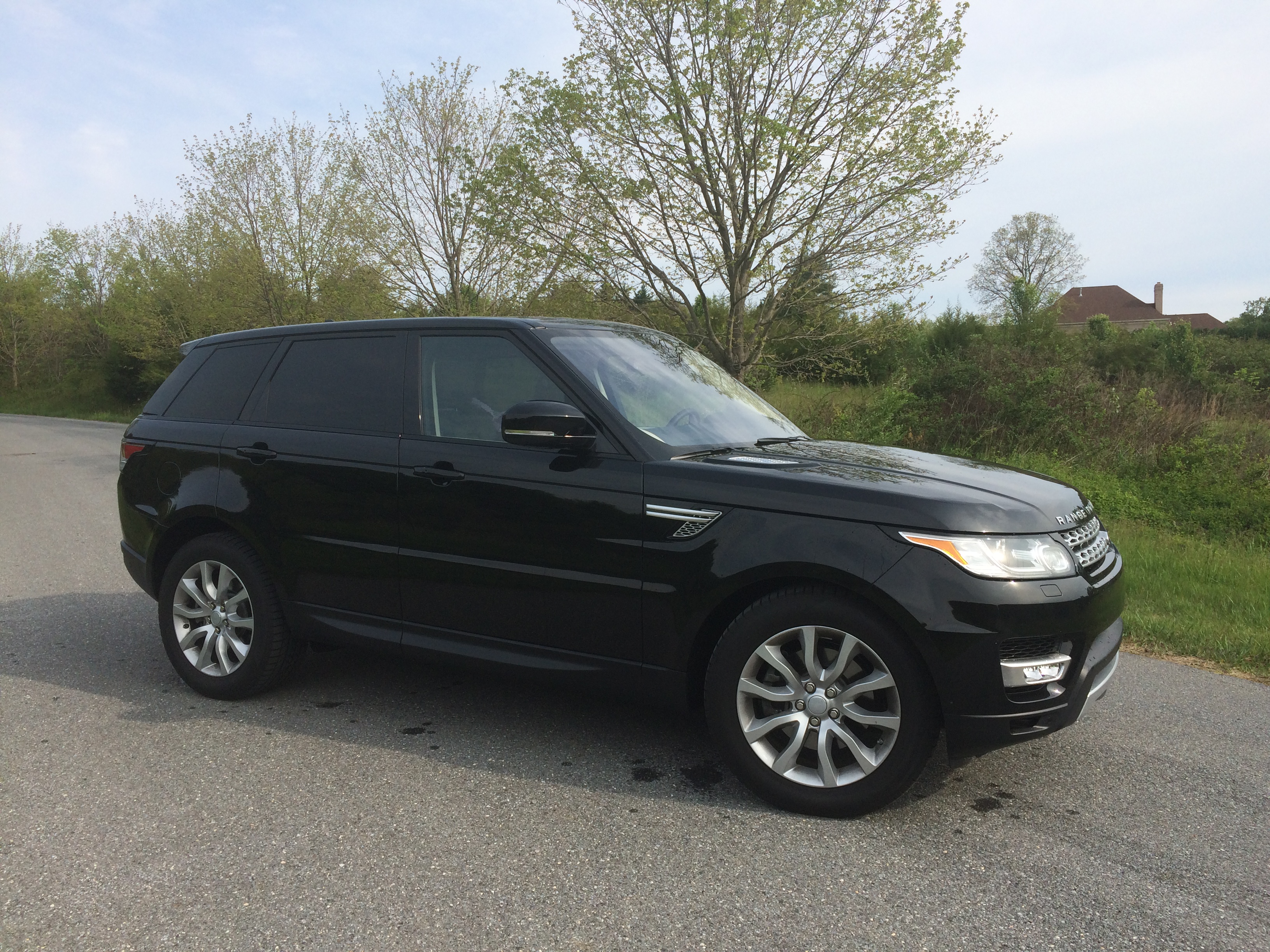 Range Rover Sport Hse Td6 A Luxury Suv With Good Mpg For A Price Wtop