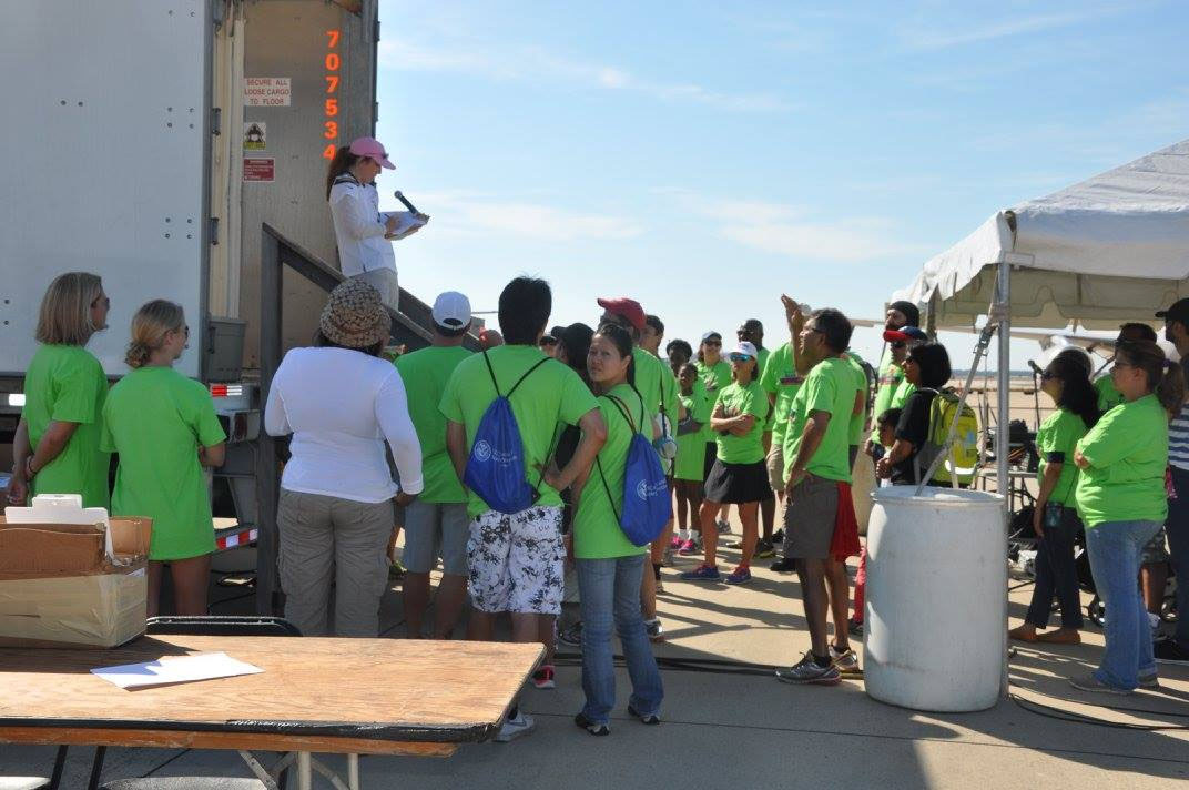 Volunteers gather at the 2015 plane pull. (Courtesy Virginia Special Olympics)