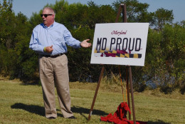 Maryland Gov. Larry Hogan unveils the state's new license plate design. (Photo courtesy Maryland governor's office)