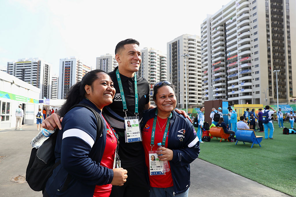 RIO DE JANEIRO, BRAZIL - AUGUST 03:  New Zealand Rugby player Sonny Bill Williams meets fans at the Olympic Village on August 3, 2016 in Rio de Janeiro, Brazil.  (Photo by Ryan Pierse/Getty Images)