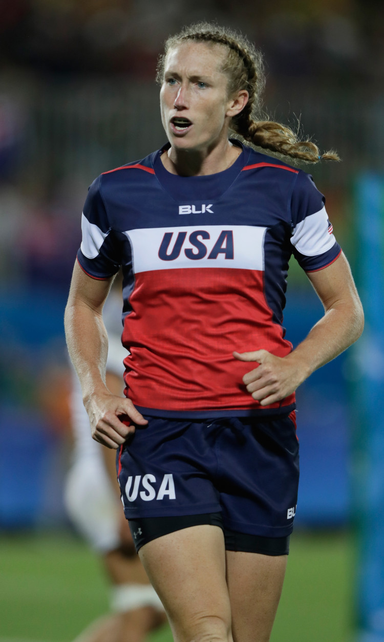 RIO DE JANEIRO, BRAZIL - AUGUST 08: Carmen Farmer of the United States runs during the Women's Placing 7-8 Rugby Sevens match between France and United States of America on Day 3 of the Rio 2016 Olympic Games at the Deodoro Stadium on August 8, 2016 in Rio de Janeiro, Brazil.  (Photo by Jamie Squire/Getty Images)