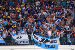 RIO DE JANEIRO, BRAZIL - AUGUST 17:  Fans of Argentina cheer against the United States during the Men's Basketball Quarterfinal game at Carioca Arena 1 on Day 12 of the Rio 2016 Olympic Games on August 17, 2016 in Rio de Janeiro, Brazil.  (Photo by Tom Pennington/Getty Images)