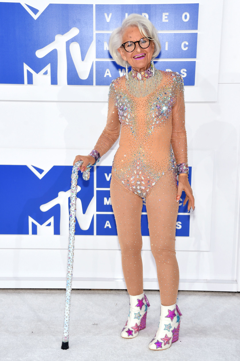 NEW YORK, NY - AUGUST 28:  Social media star Baddie Winkle attends the 2016 MTV Video Music Awards at Madison Square Garden on August 28, 2016 in New York City.  (Photo by Jamie McCarthy/Getty Images)