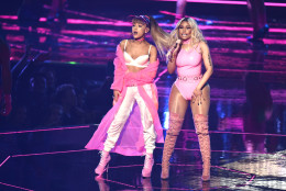 NEW YORK, NY - AUGUST 28:  Ariana Grande and Nicki Minaj perform onstage during the 2016 MTV Video Music Awards at Madison Square Garden on August 28, 2016 in New York City.  (Photo by Michael Loccisano/Getty Images)
