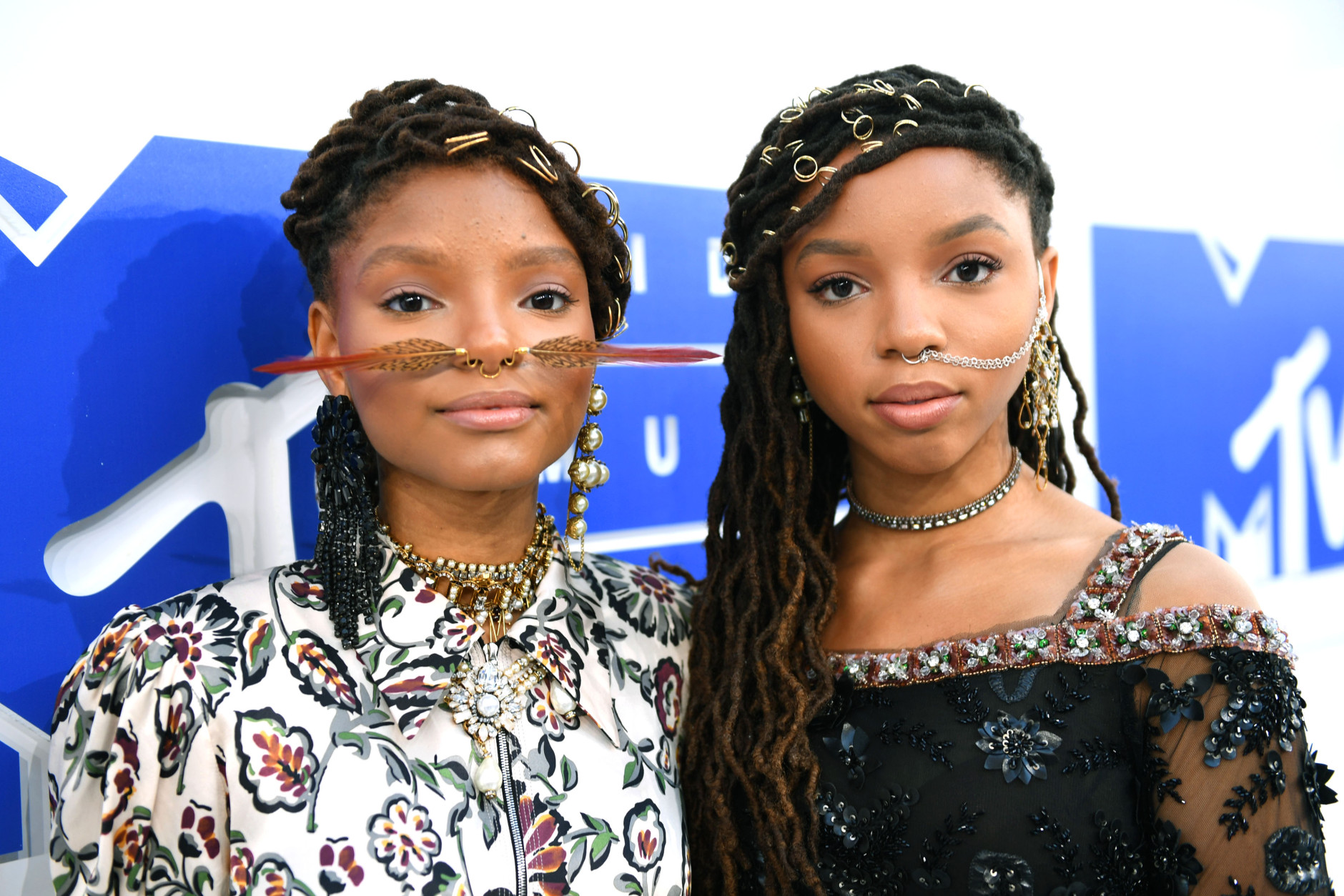 NEW YORK, NY - AUGUST 28:  Chloe Bailey (L) and Halle Bailey attend the 2016 MTV Video Music Awards at Madison Square Garden on August 28, 2016 in New York City.  (Photo by Larry Busacca/Getty Images for MTV)