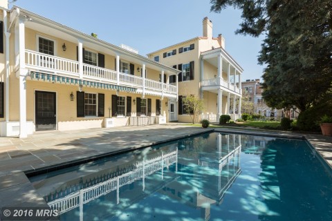 DC’s luxury-home market takes a hit