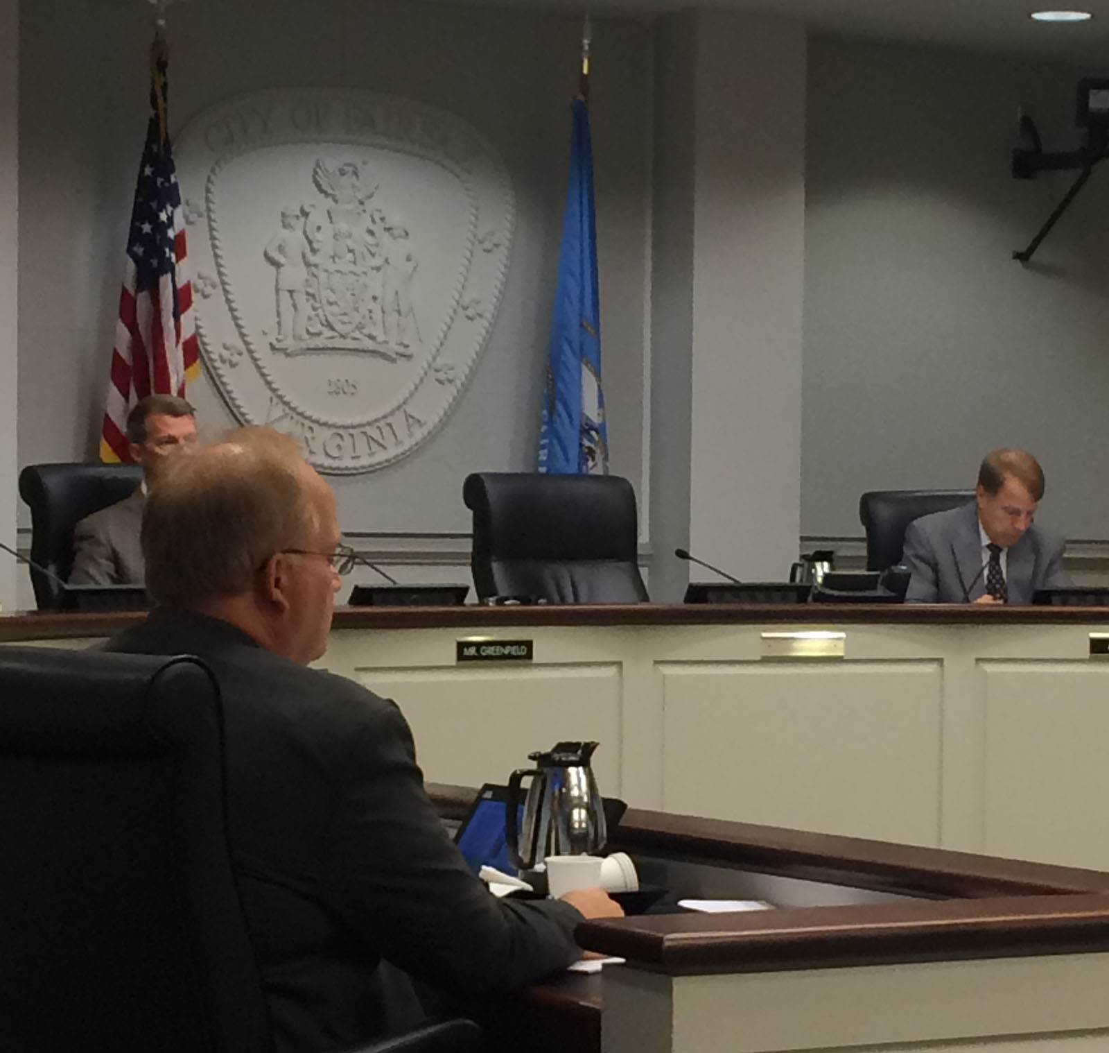 Fairfax City council votes unanimously for new interim mayor WTOP News