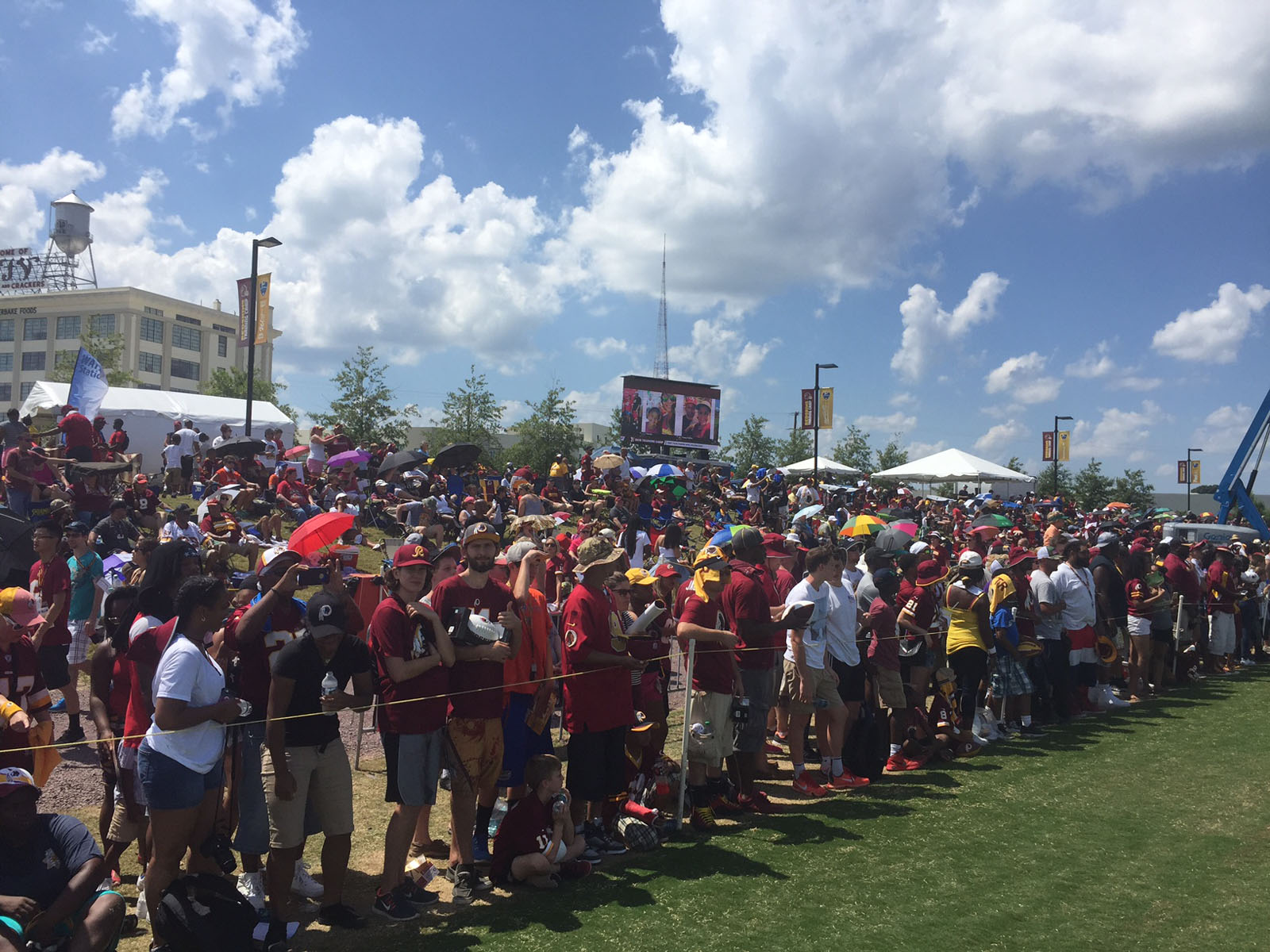 Thousands of Washington Redskins fans gathered in Richmond, Virginia, for Fan Appreciation Day. (WTOP/John Domen)